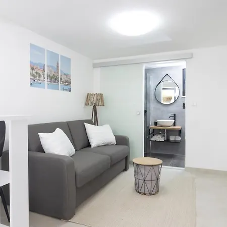 Apartament Tina In Centar With Parking